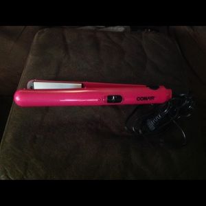 Con air Straightner